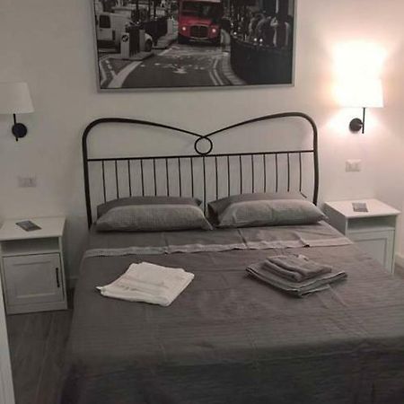 Apartment Fabrizio Νάπολη Εξωτερικό φωτογραφία